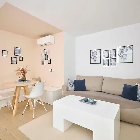 Apartment Martello Garden