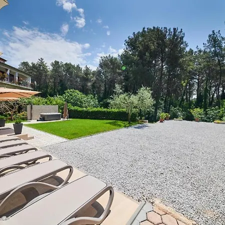 Martello Garden