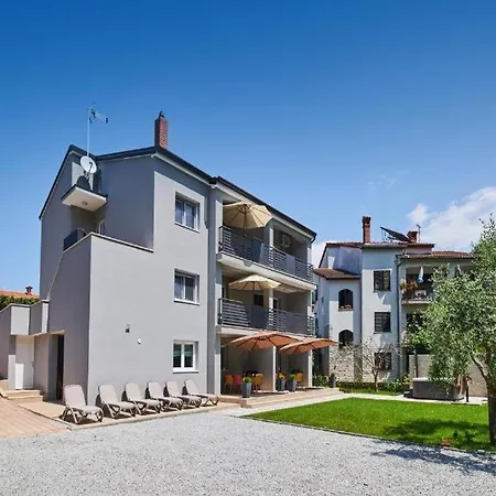 Apartment Martello Garden Porec