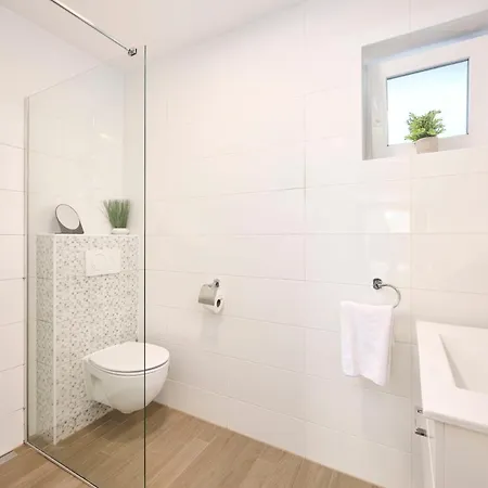 Martello Garden Apartment Porec